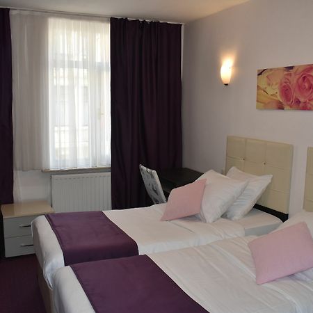 Hotel Meribel Saint-Josse-ten-Noode Exterior photo