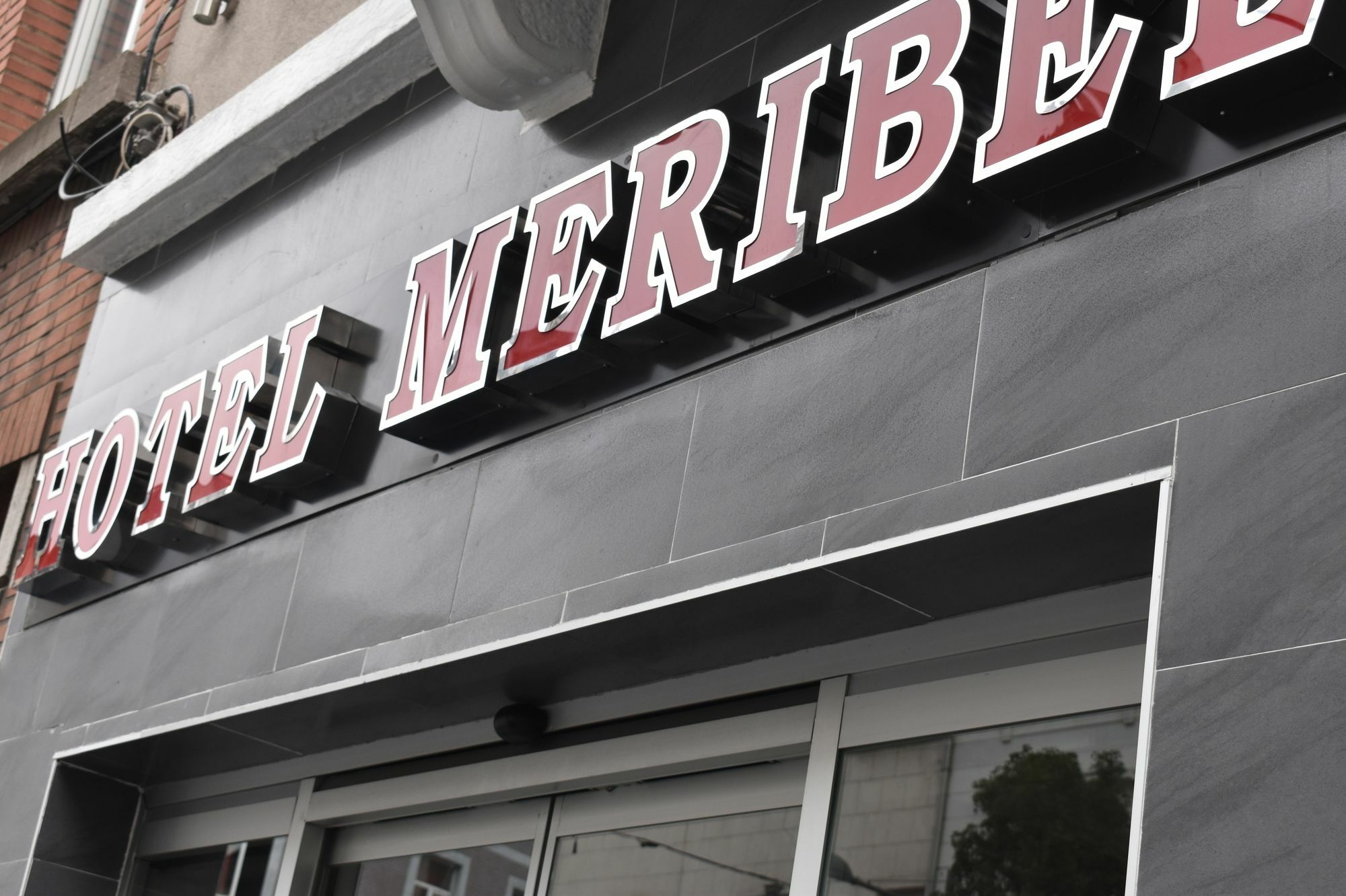 Hotel Meribel Saint-Josse-ten-Noode Exterior photo